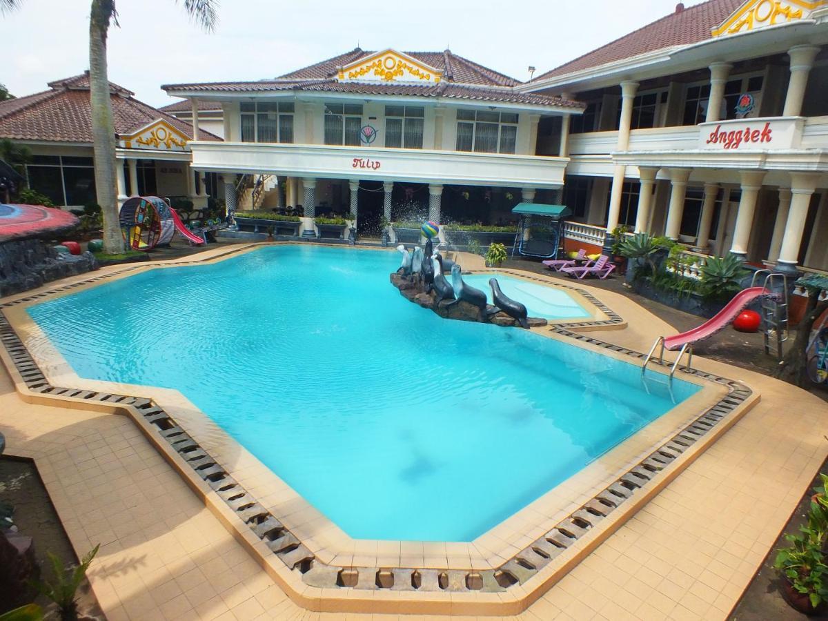 Delaga Biru Convention Hotel Μπογκόρ Εξωτερικό φωτογραφία